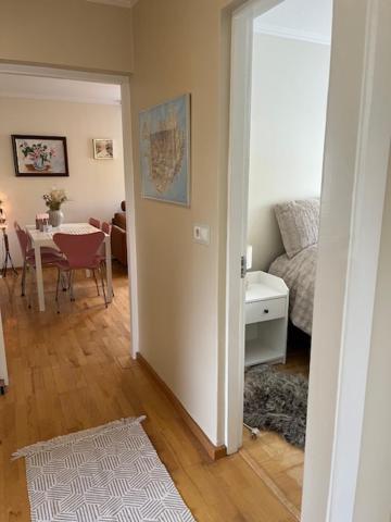 Charming 3 Bedroom Apartment Акурейри Экстерьер фото