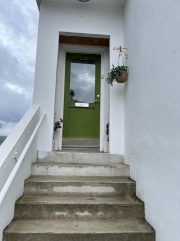 Charming 3 Bedroom Apartment Акурейри Экстерьер фото